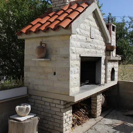 Triple 8223e Pašman