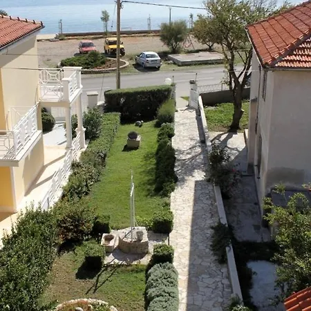 Triple 8223e Gasthuis Pašman
