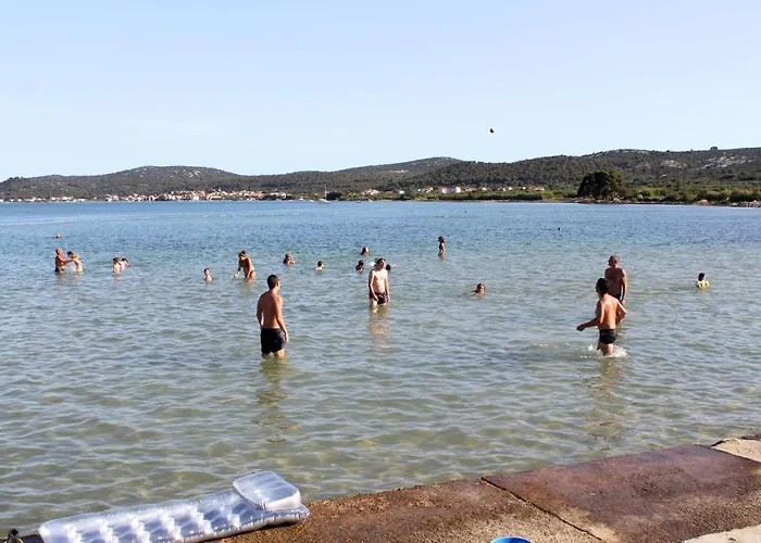 게스트하우스 Triple 8223e Pašman