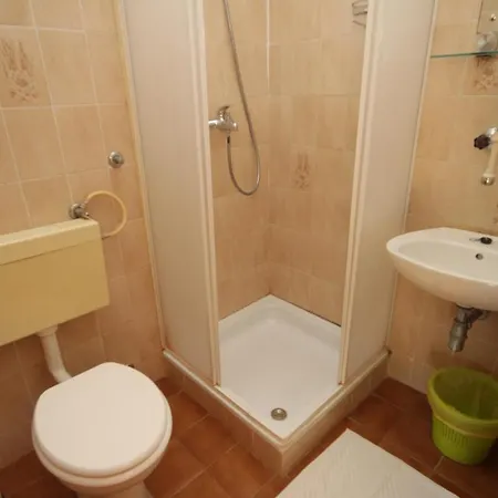 Maison d'hôtes Triple 8223e Pašman